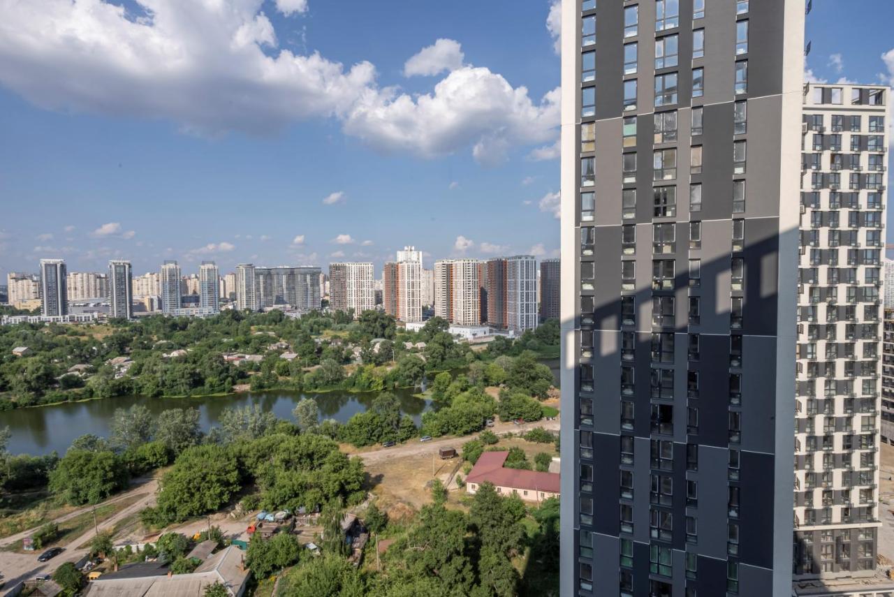 Slavutich Ecoloft Studios Kiev Ngoại thất bức ảnh