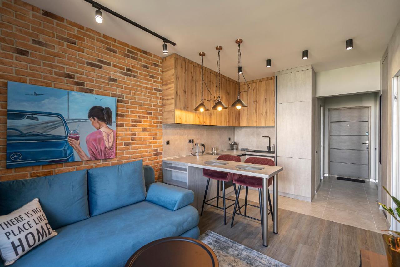 Slavutich Ecoloft Studios Kiev Ngoại thất bức ảnh