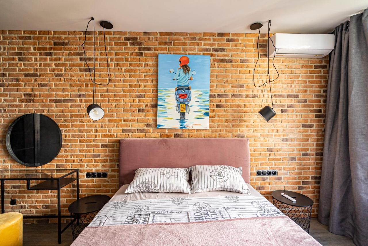 Slavutich Ecoloft Studios Kiev Ngoại thất bức ảnh