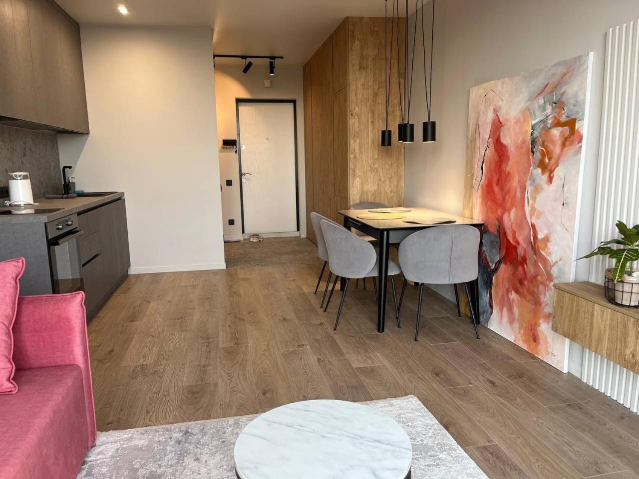 Slavutich Ecoloft Studios Kiev Ngoại thất bức ảnh