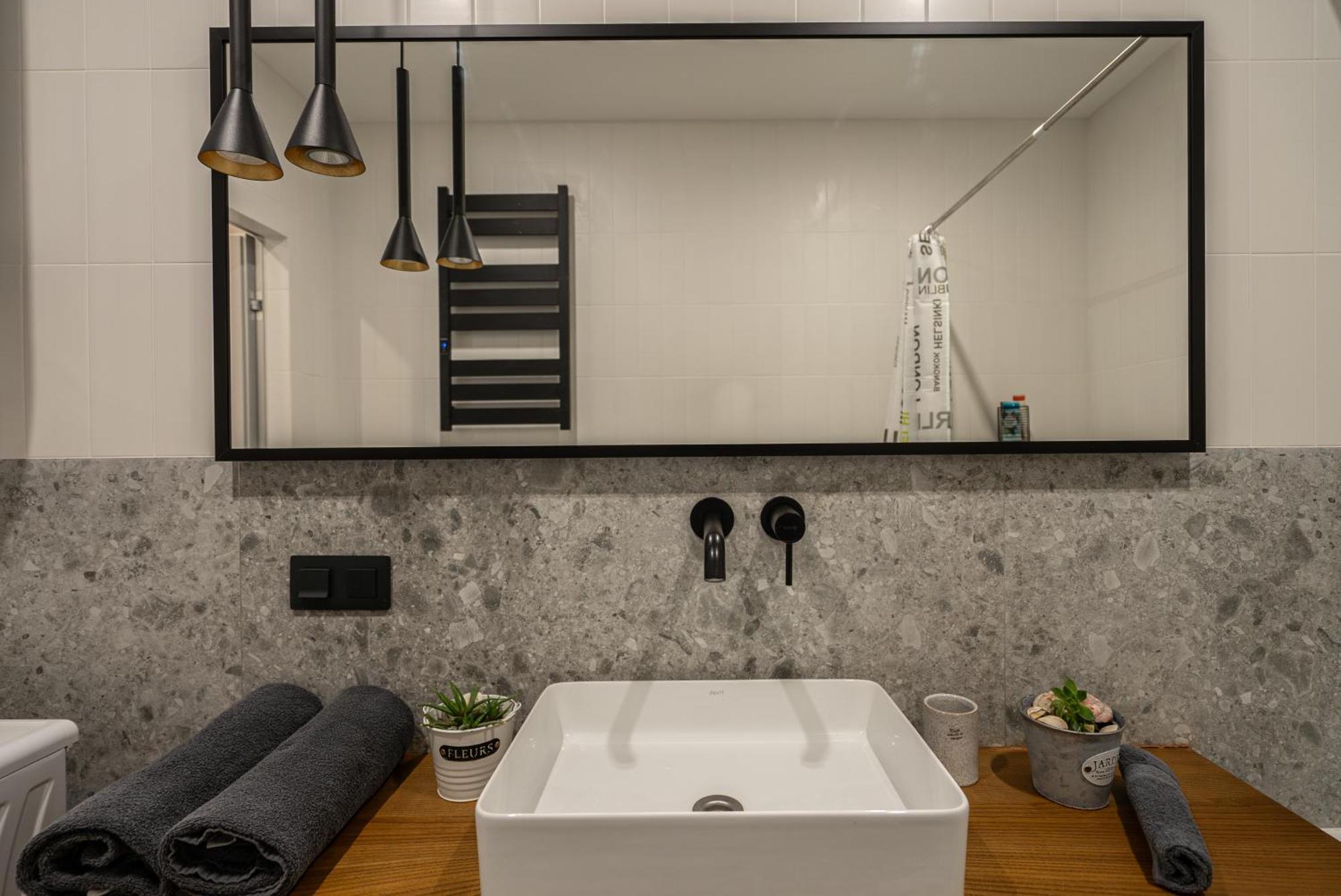 Slavutich Ecoloft Studios Kiev Ngoại thất bức ảnh